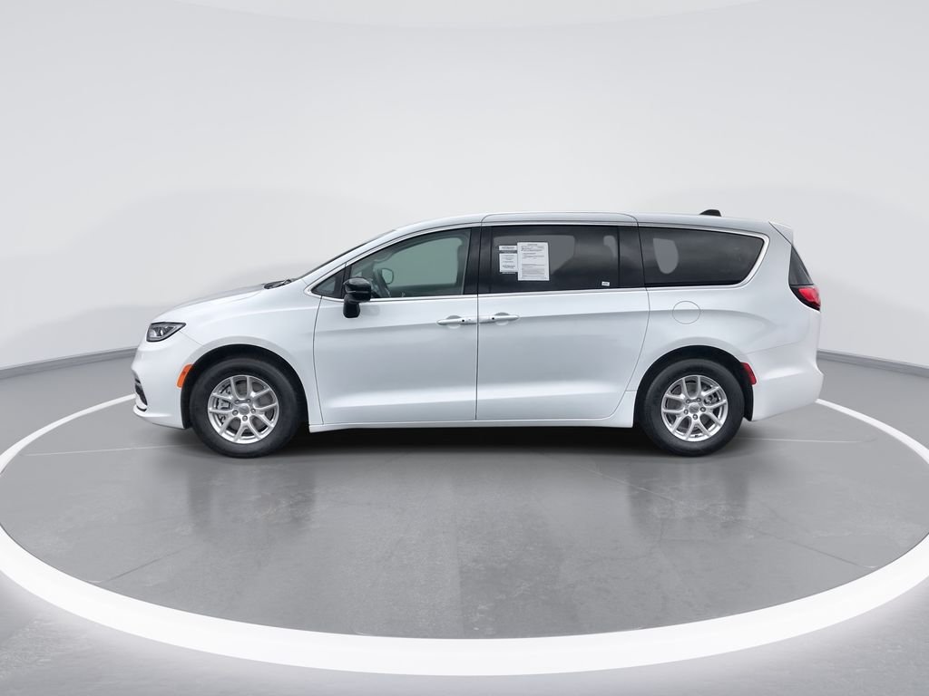 Used 2024 Bright White Clearcoat Chrysler Touring L image 5