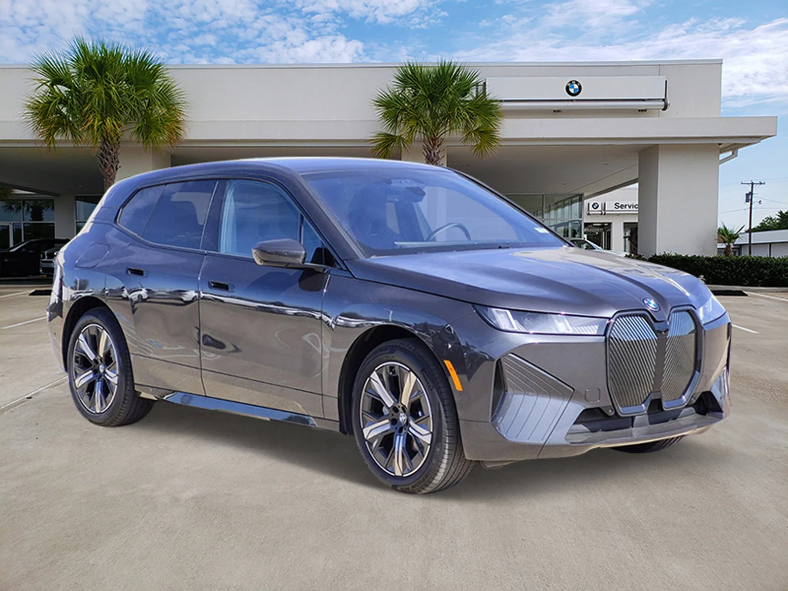 Used 2026 Dark Graphite Metallic BMW xDrive45 image 3