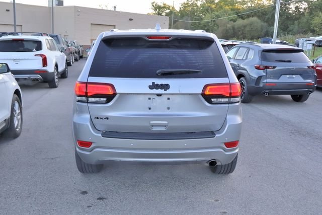Used 2020 Silver Jeep Altitude image 6