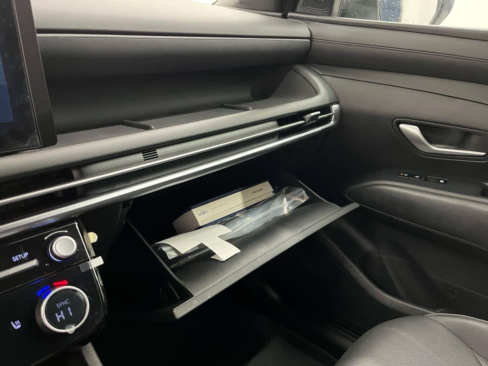 2025 Hyundai Santa Cruz SEL - Photo 22