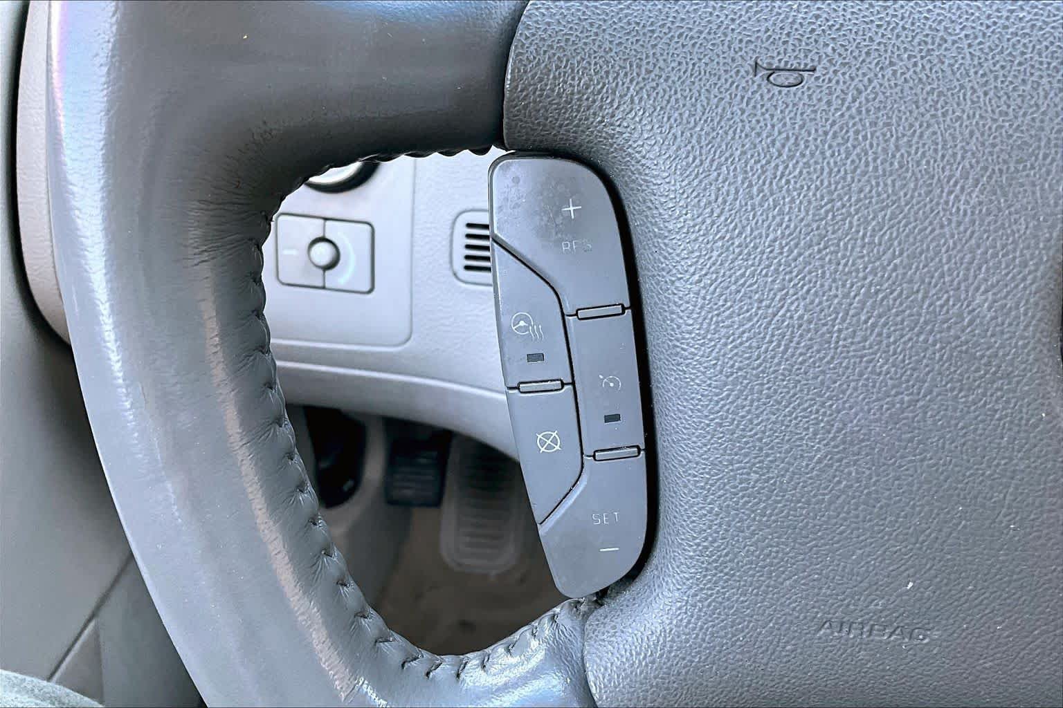 Used 2011 Radiant Silver Metallic Cadillac Luxury Collection image 20