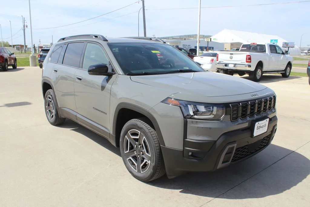 2026 Jeep Cherokee Limited HEV 4X4's photo