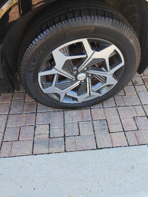 Used 2021 Black Hyundai Calligraphy image 6