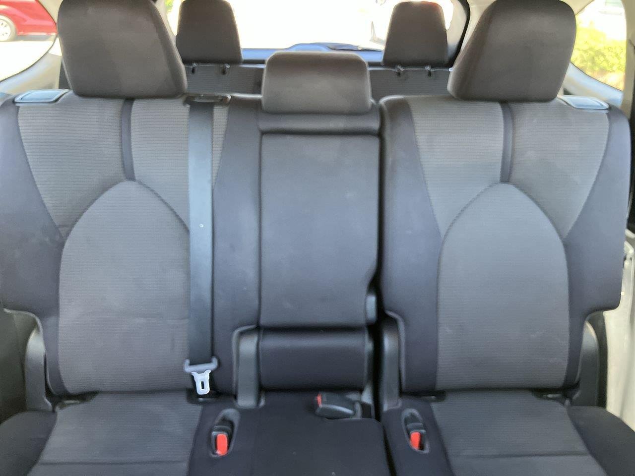 Used 2021 Gray (Magnetic Gray Metallic) Toyota LE AWD image 33