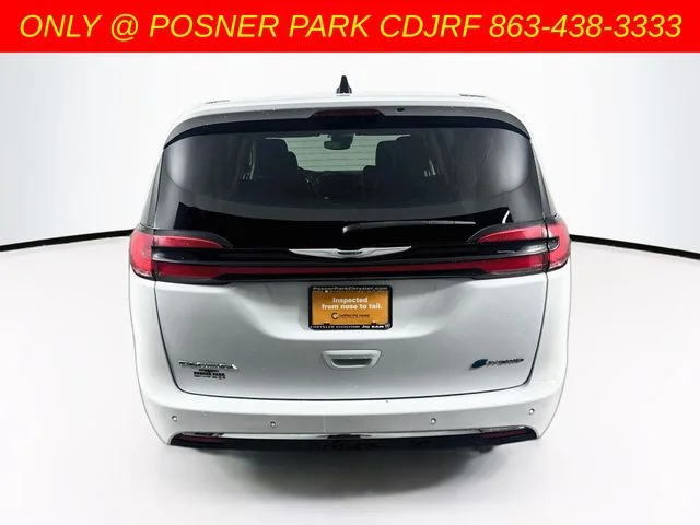 Used 2023 White Chrysler Touring L image 6