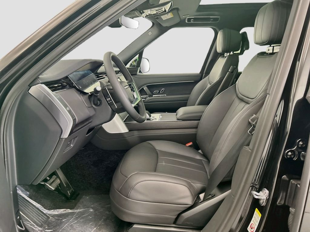 New 2026 Santorini Black Land Rover SE image 18
