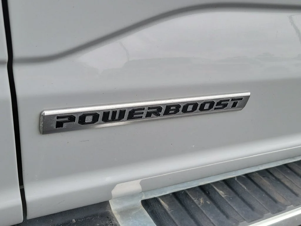 Used 2024 Avalanche Ford XLT image 6
