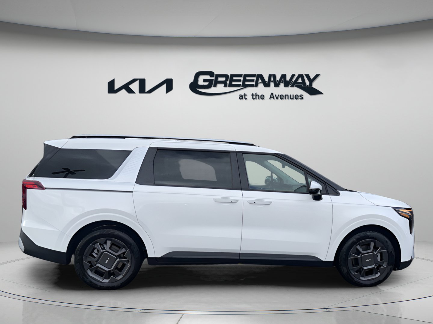 New 2026 Snow White Pearl Kia EX image 5