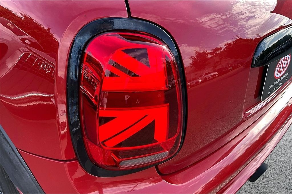 Used 2016 Red MINI Base image 20