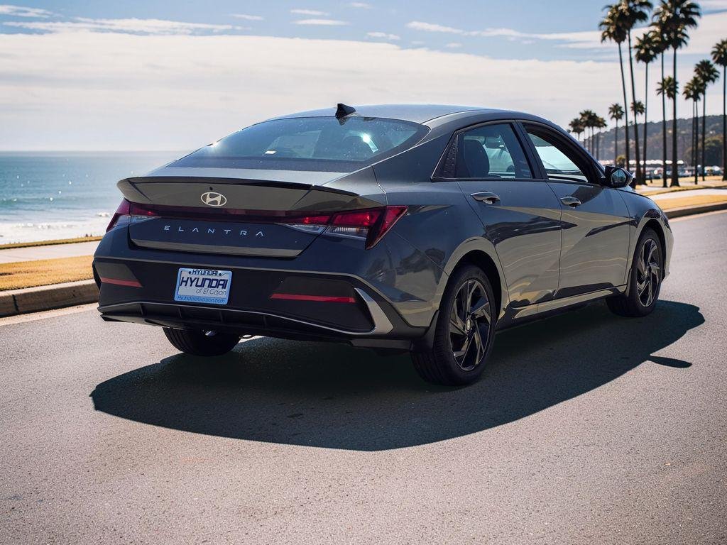 New 2026 Gray Hyundai SEL Sport image 5