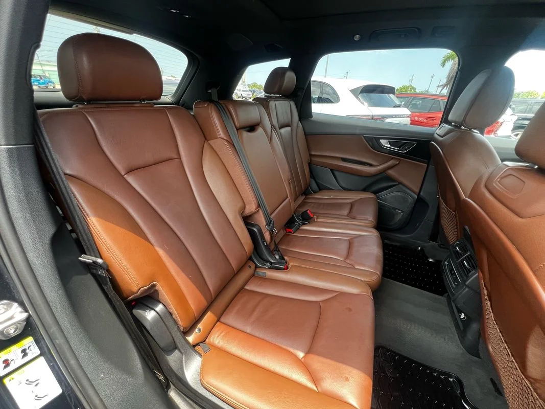 Used 2018  Audi 3.0T Premium image 21