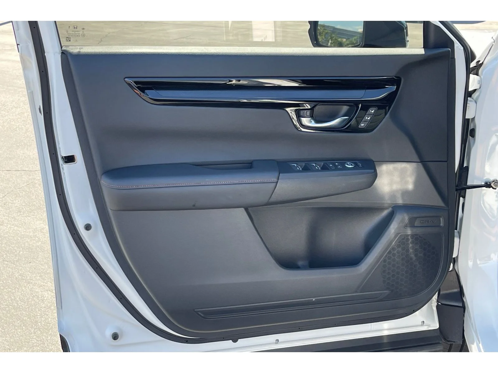 Used 2026 Platinum White Pearl Honda Sport Touring image 11