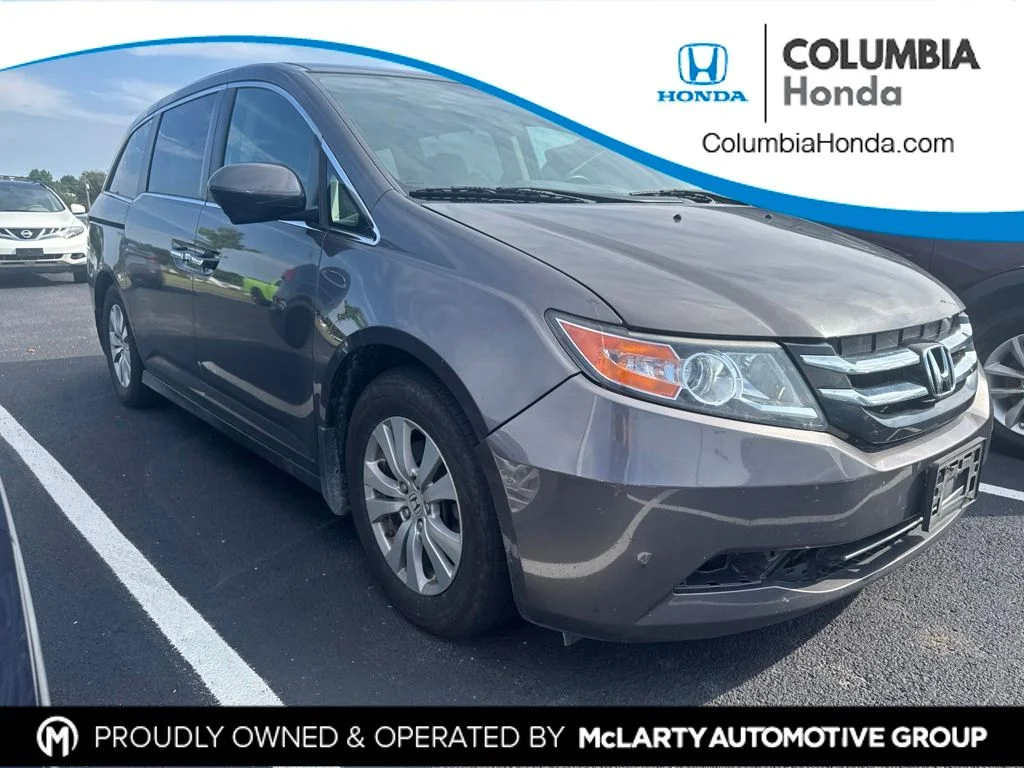 Used 2016  Honda SE image 1