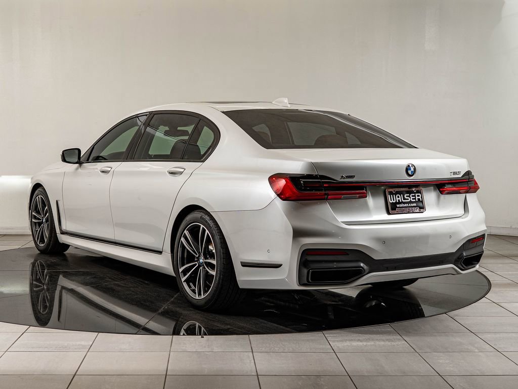 Used 2022 Mineral White Metallic BMW 750i xDrive image 7