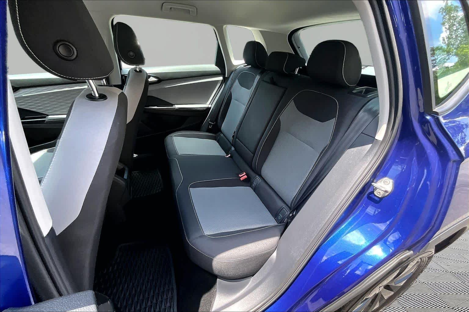 Used 2024 Dusk Blue Metallic Volkswagen S image 21