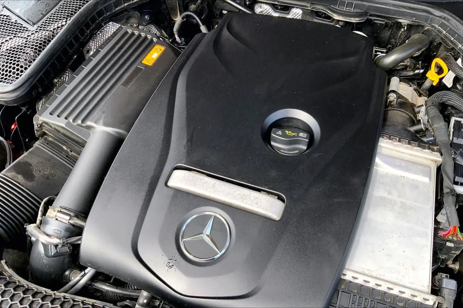 Used 2018 designo Cardinal Red Metallic Mercedes-Benz C 300 image 33