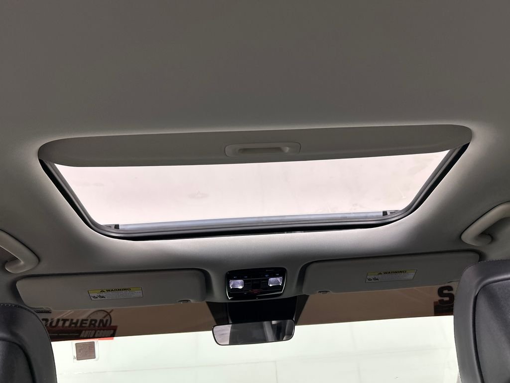Certified Used 2025 Green Hyundai XRT image 21