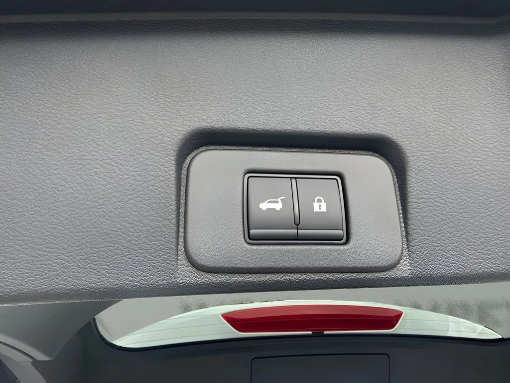 Used 2026 White Nissan SV image 23