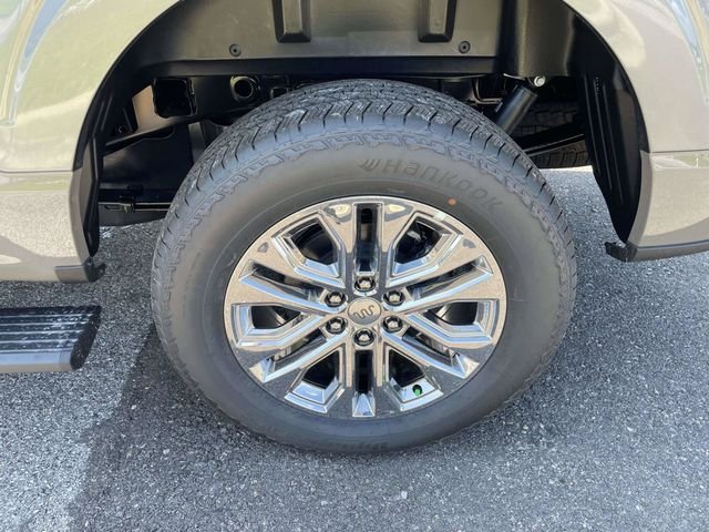 New 2026 Carbonized Gray Metallic Ford King Ranch image 2
