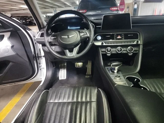 Used 2021 White Genesis 3.3T image 6