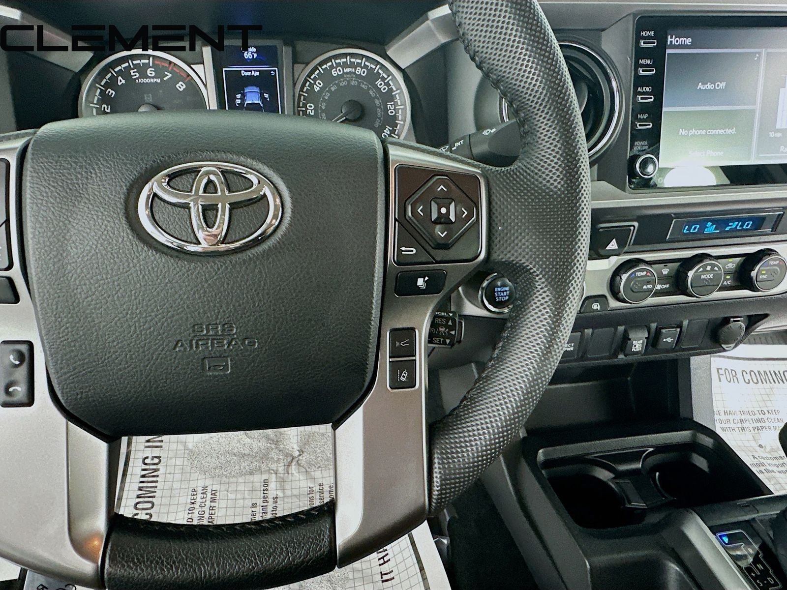 Used 2023 White Toyota SR5 image 17