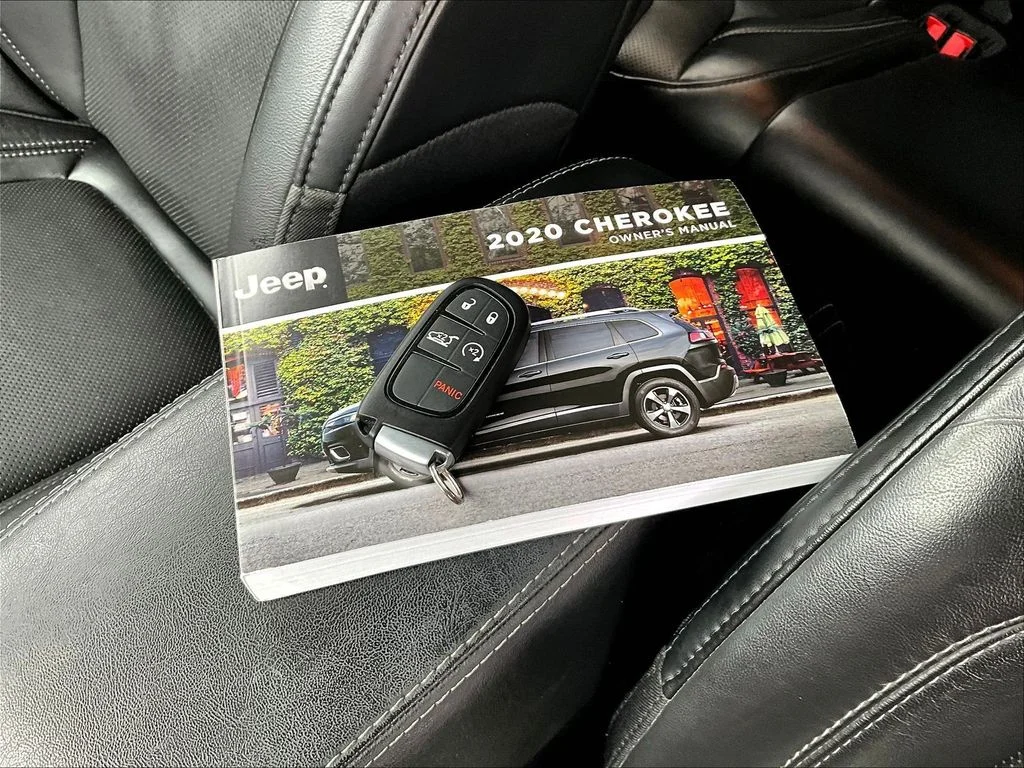 Used 2020 Black Jeep Limited image 37