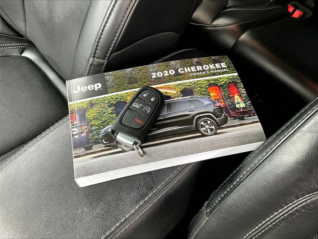 Used 2020 Black Jeep Limited image 37