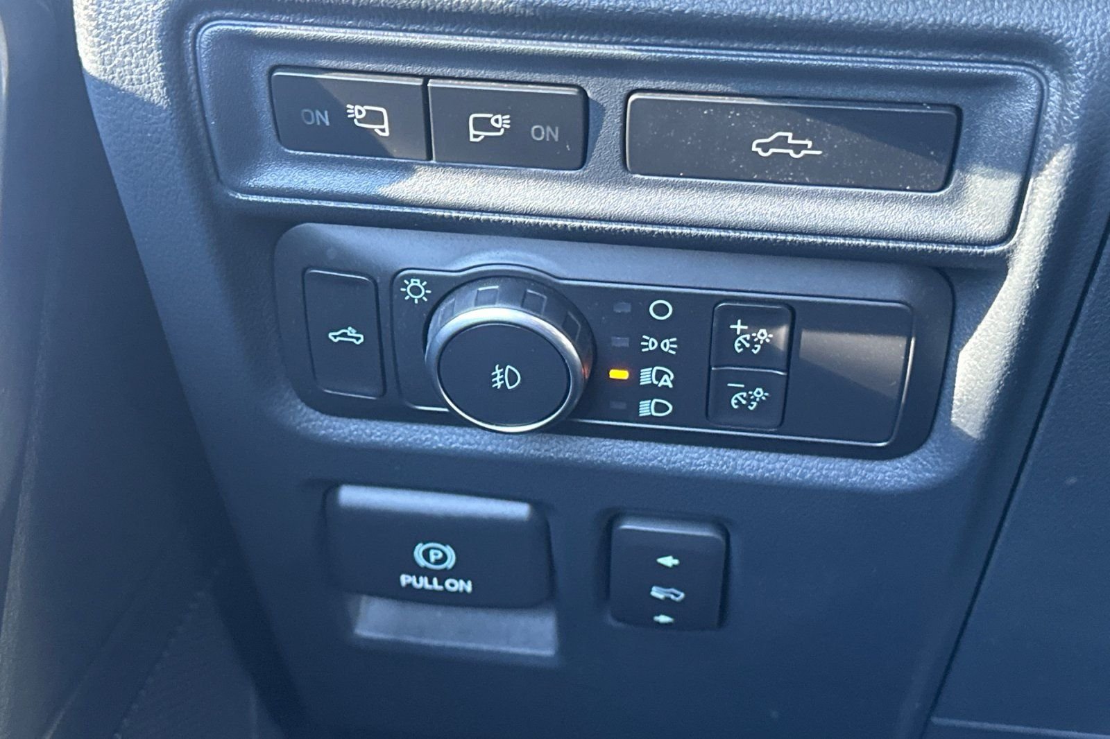 Used 2022 Blue Ford XLT image 29
