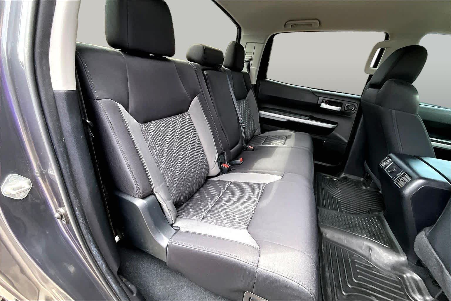 Used 2020 Magnetic Grey Metallic Toyota SR5 image 20