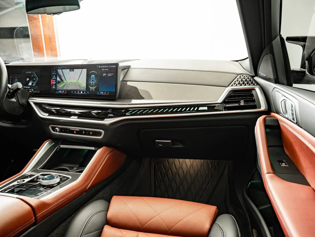 Used 2024 Skyscraper Gray Metallic BMW M60i image 45