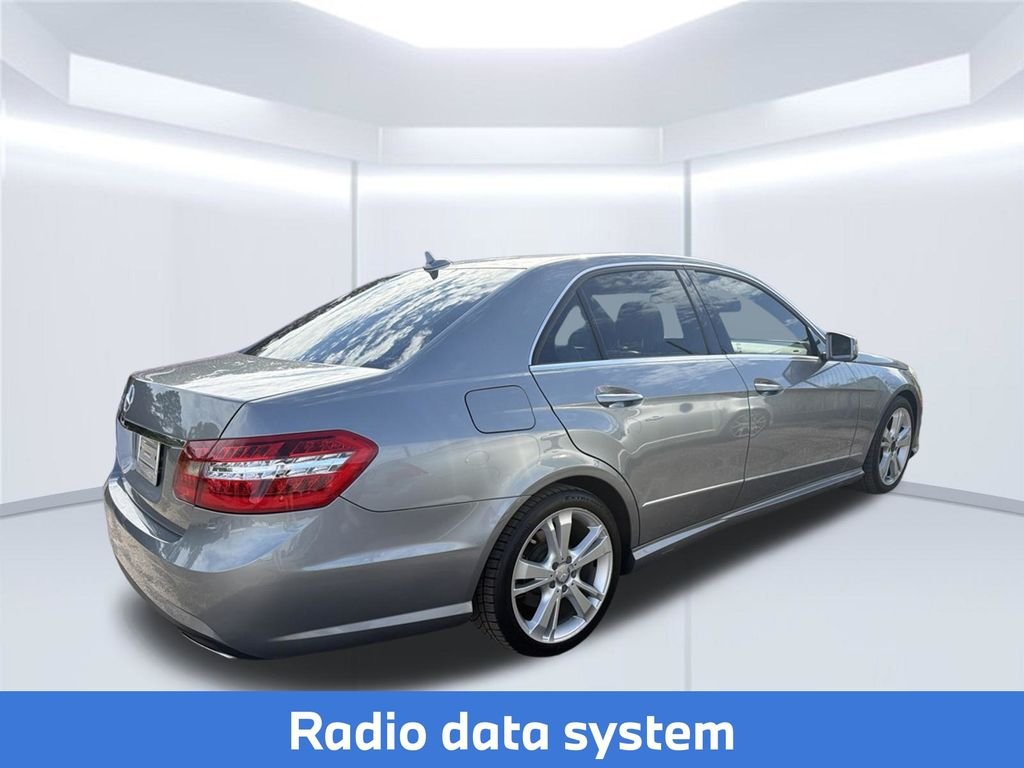 Used 2013  Mercedes-Benz E 350 image 5