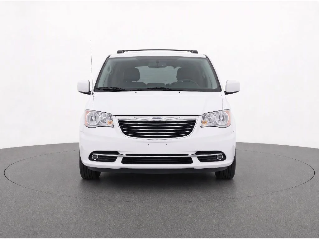 Used 2016 White Chrysler Touring image 5