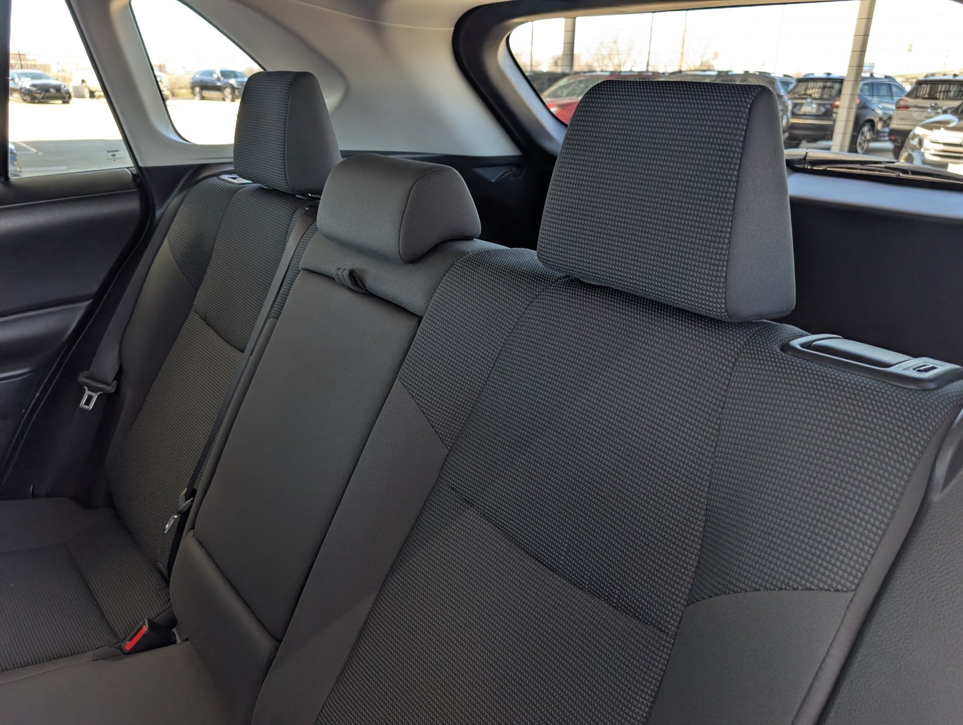 2025 Toyota RAV4 LE - Photo 26