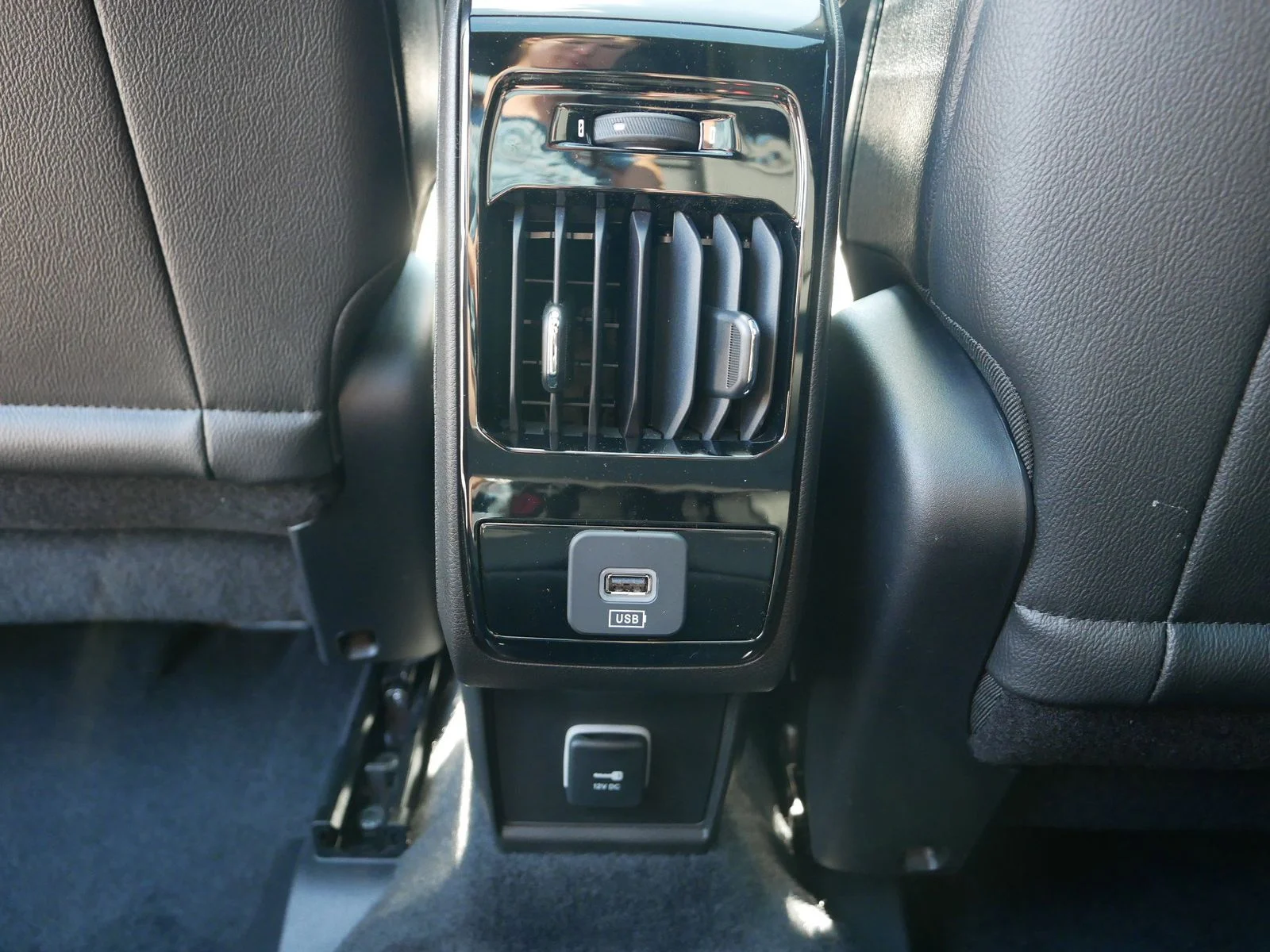 2025 Jeep Compass Limited - Photo 17