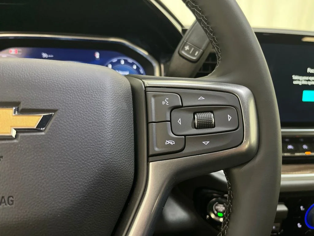 New 2026 Gray Chevrolet LT image 7