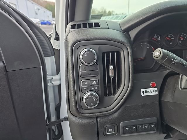 2025 GMC Sierra 3500HD Pro - Photo 14