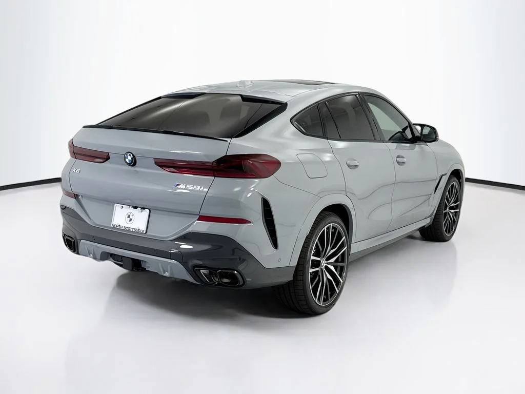 New 2027 Gray BMW M60i image 5
