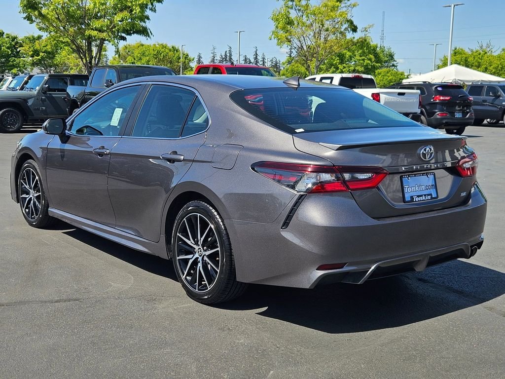 Used 2024 Predawn Gray Mica Toyota SE image 4
