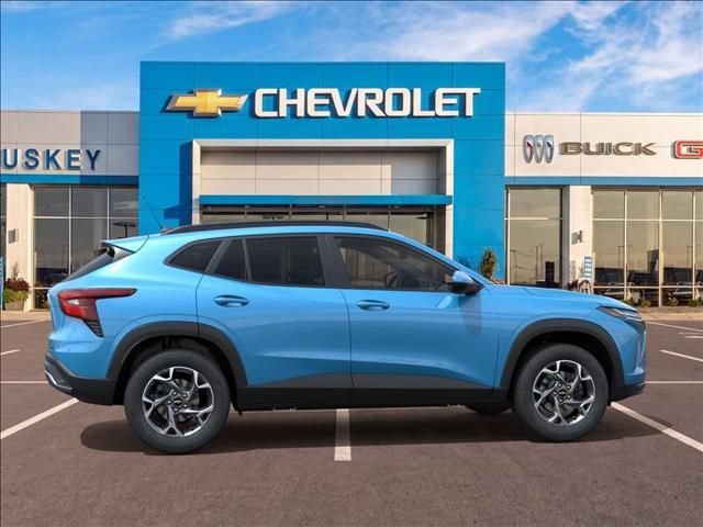 2026 Chevrolet Trax LT - Photo 5