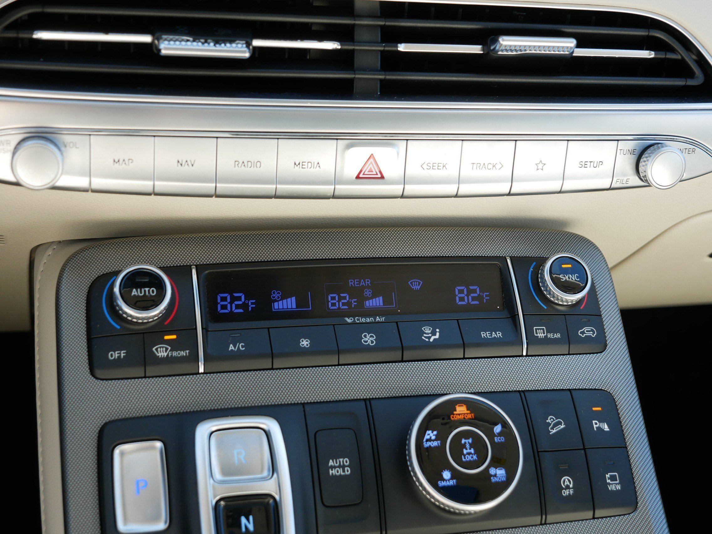 Certified Used 2020 Hyper White Hyundai Limited image 23