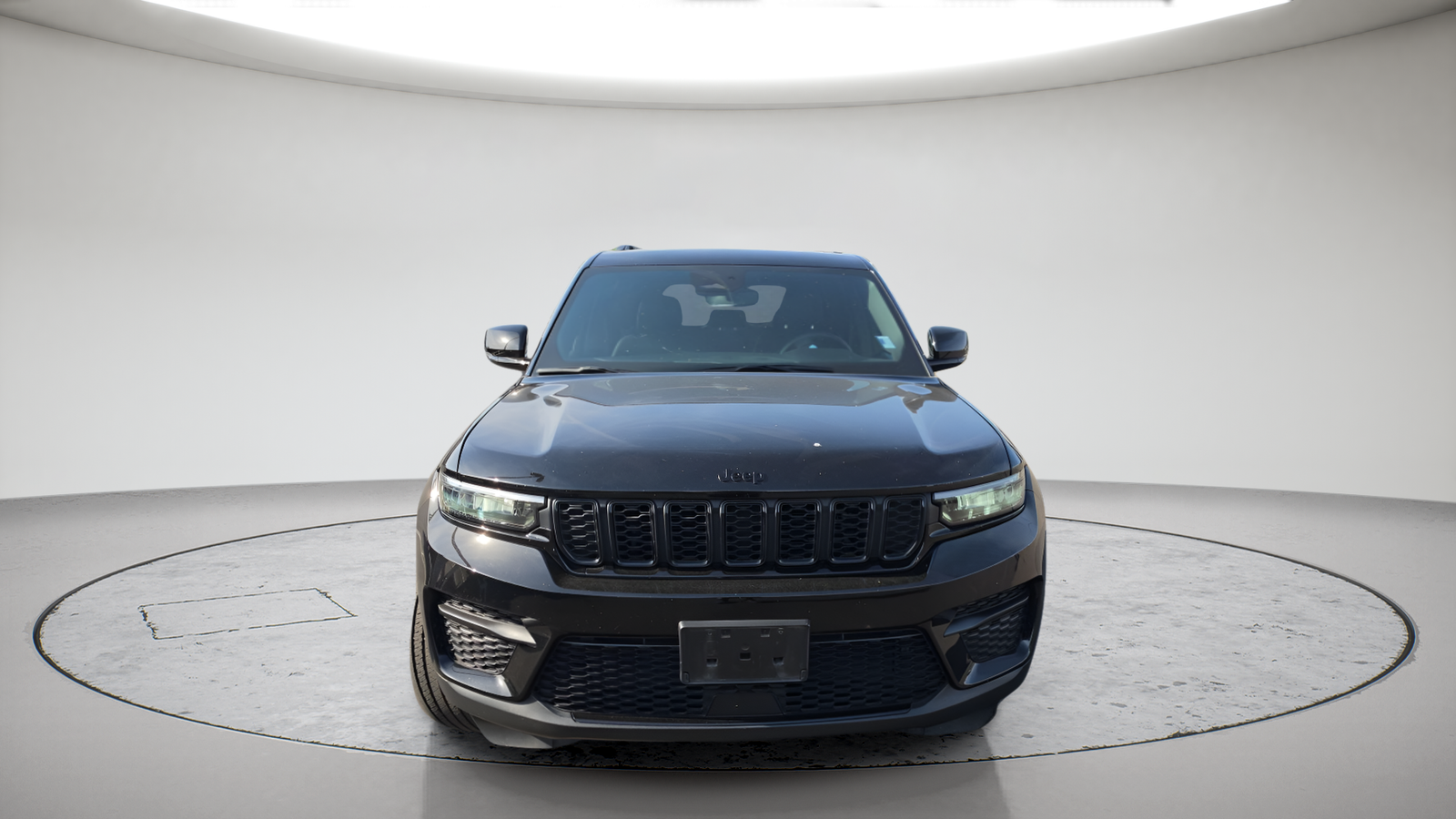 Used 2023 Diamond Black Jeep Altitude X image 8