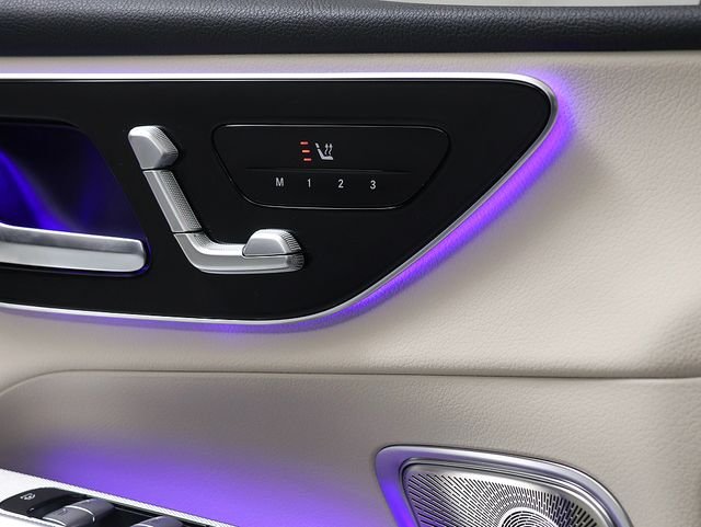New 2027 Starling Blue Metallic Mercedes-Benz GLC 300 image 25