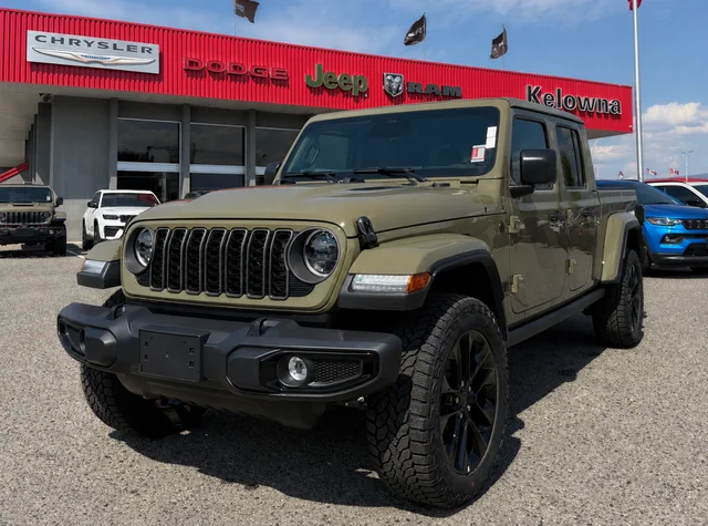 2026 Jeep Gladiator Nighthawk