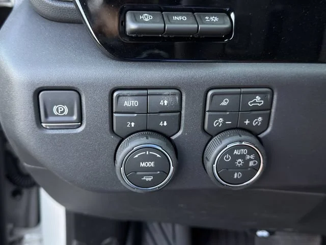 2026 Chevrolet Silverado 1500 ZR2 - Photo 16