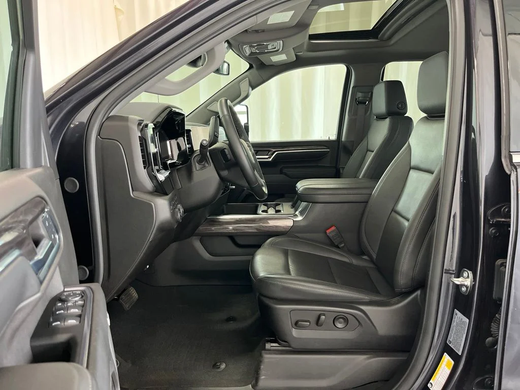 Used 2024 Gray Chevrolet LTZ image 4