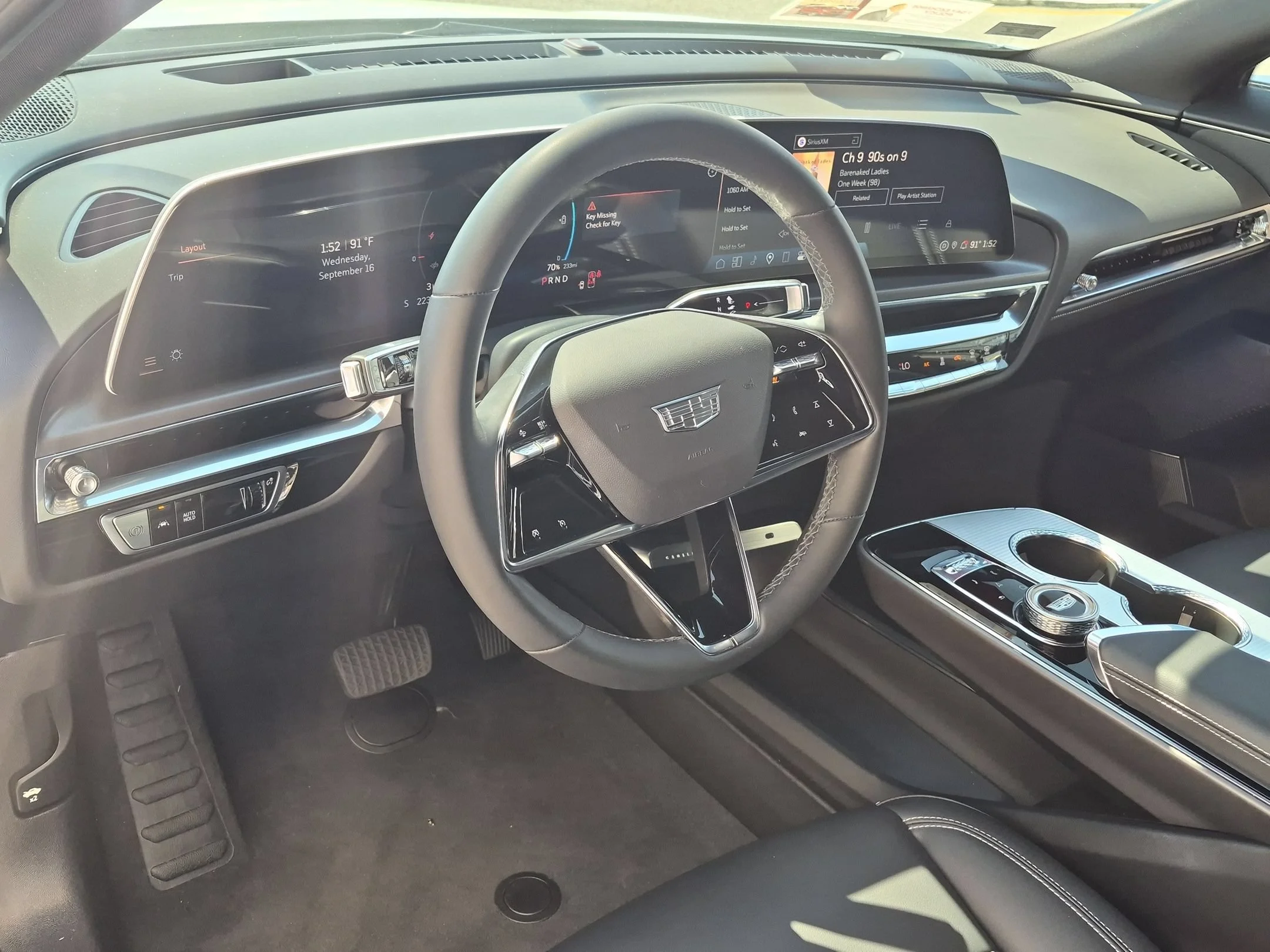 2024 Cadillac LYRIQ Tech - Photo 10