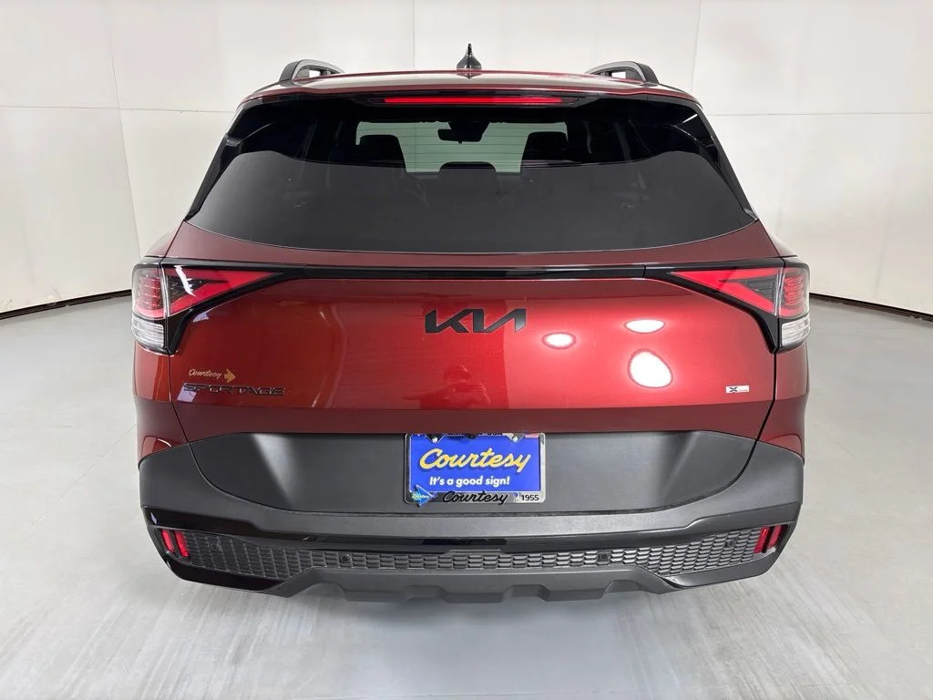Used 2025 Red Kia X-Line image 7
