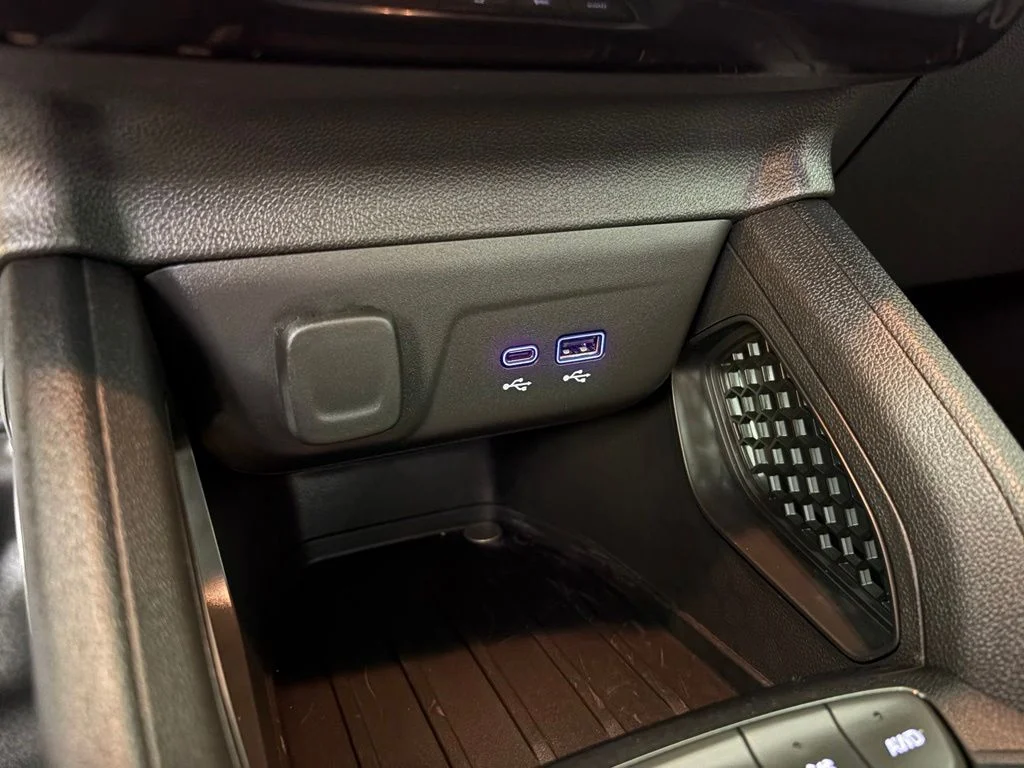 Used 2026 White Chevrolet LT image 29