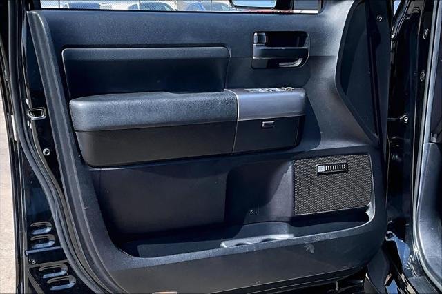Certified Used 2020 MIDNIGHT BLACK METALLIC Toyota  image 25