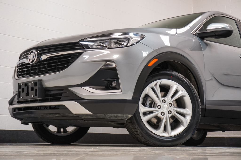 Used 2023 Gray Buick Preferred image 2
